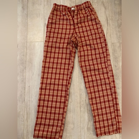 Brandy Melville plaid red pants from 2018 - Picture 2 of 2
